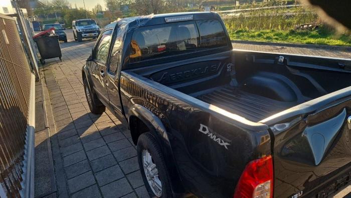 Isuzu D-Max 3.0 D 4x4 Sloopvoertuig (2011, Zwart)