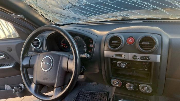 Isuzu D-Max 3.0 D 4x4 Sloopvoertuig (2011, Zwart)