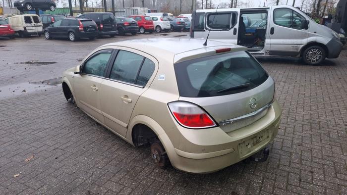 Opel Astra H 1.6 16V Twinport Sloopvoertuig (2004, Geel)