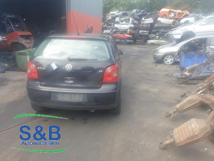 Volkswagen Polo IV 1.4 16V Sloopvoertuig (2004, Zwart)