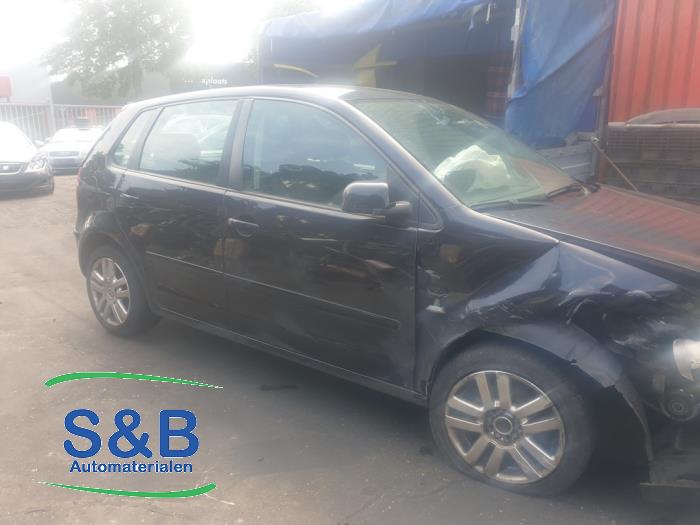 Volkswagen Polo IV 1.4 16V Sloopvoertuig (2004, Zwart)