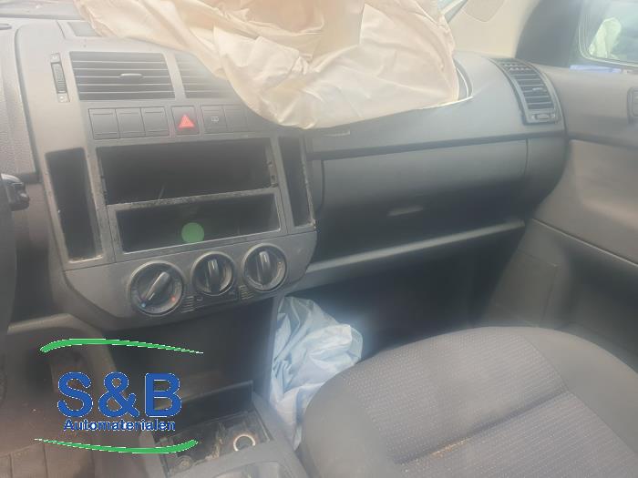 Volkswagen Polo IV 1.4 16V Sloopvoertuig (2004, Zwart)