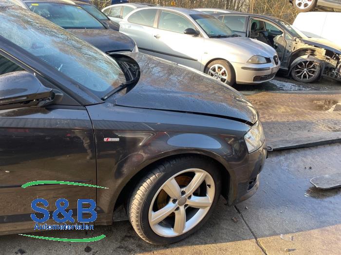 Audi A3 Sportback 1.4 TFSI 16V Samochód złomowany (2010, Szary)