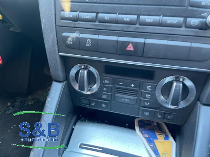 Audi A3 Sportback 1.4 TFSI 16V Samochód złomowany (2010, Szary)