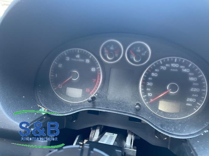 Audi A3 Sportback 1.4 TFSI 16V Samochód złomowany (2010, Szary)