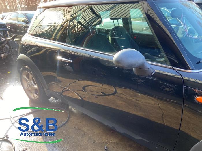 Mini Mini One/Cooper 1.6 16V One Sloopvoertuig (2005, Zwart)