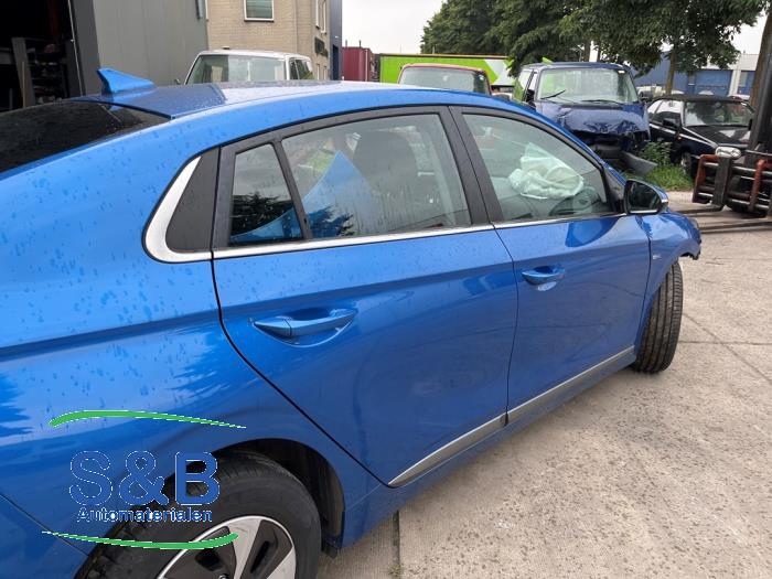 Hyundai Ioniq 1.6 GDI 16V Hybrid Sloopvoertuig (2018, Blauw)