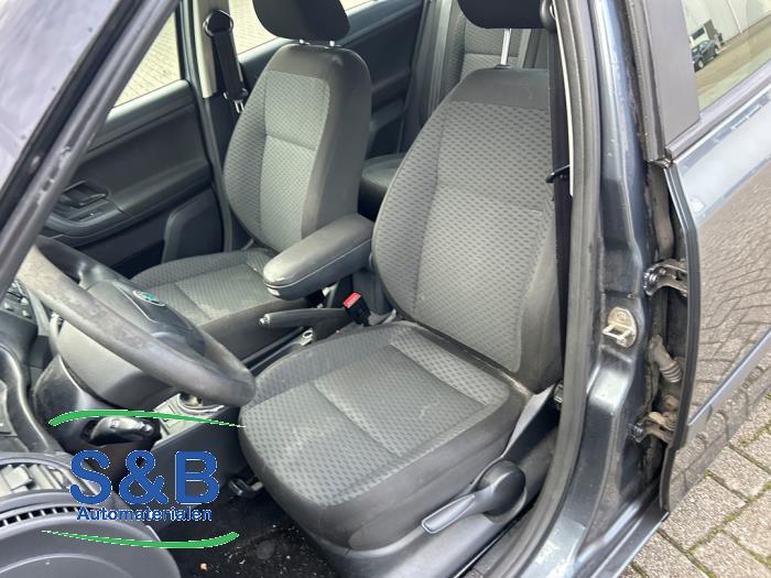 Skoda Fabia II Combi 1.2 TDI 12V Greenline Sloopvoertuig (2010, Grijs)