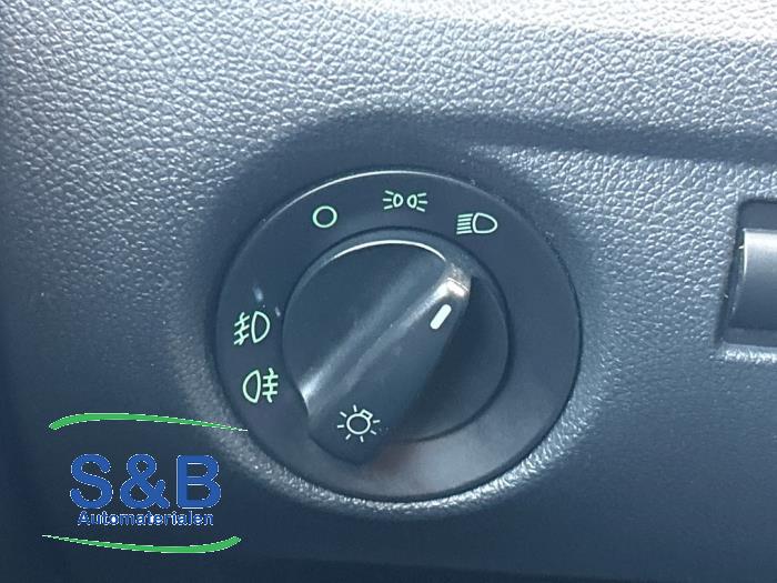 Skoda Fabia II Combi 1.2 TDI 12V Greenline Sloopvoertuig (2010, Grijs)