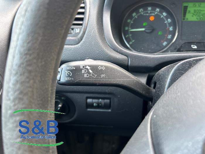 Skoda Fabia II Combi 1.2 TDI 12V Greenline Sloopvoertuig (2010, Grijs)