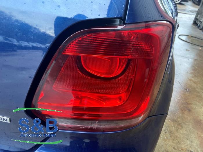 Volkswagen Polo V 1.2 TDI 12V BlueMotion Skrotfordon (2011, BLAUW)