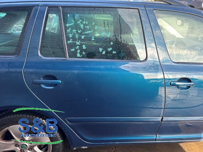 Skoda Octavia Combi 1.6 TDI Greenline Sloopvoertuig (2011, Blauw)