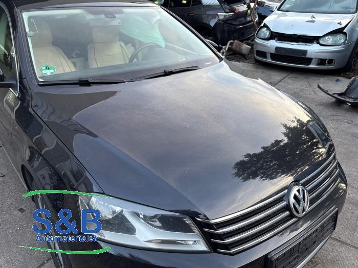 Volkswagen Passat Variant 2.0 TDI 16V 140 Sloopvoertuig (2012, Metallic, Donker, Zwart)
