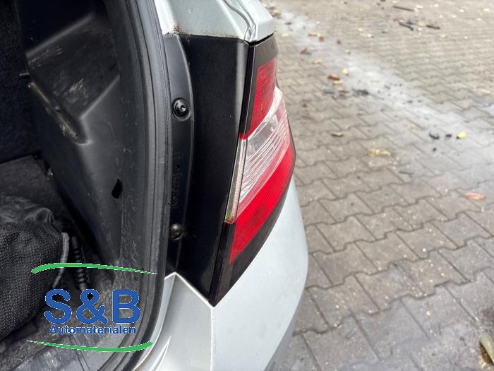 Skoda Fabia III 1.0 12V Skrotfordon (2017, GRIJS)