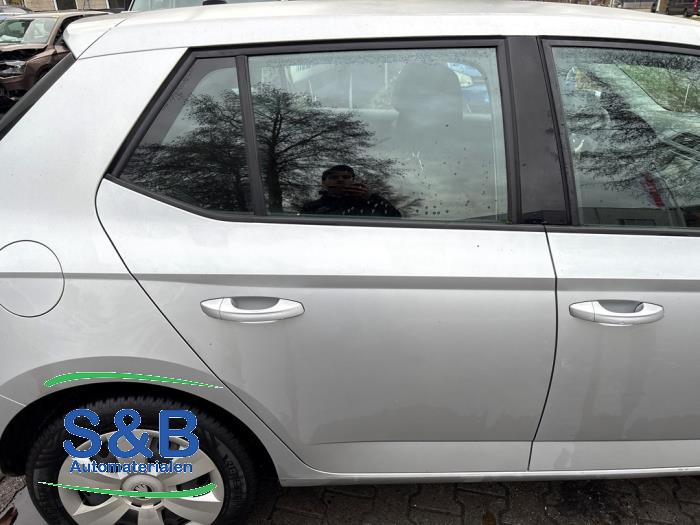 Skoda Fabia III 1.0 12V Skrotfordon (2017, GRIJS)