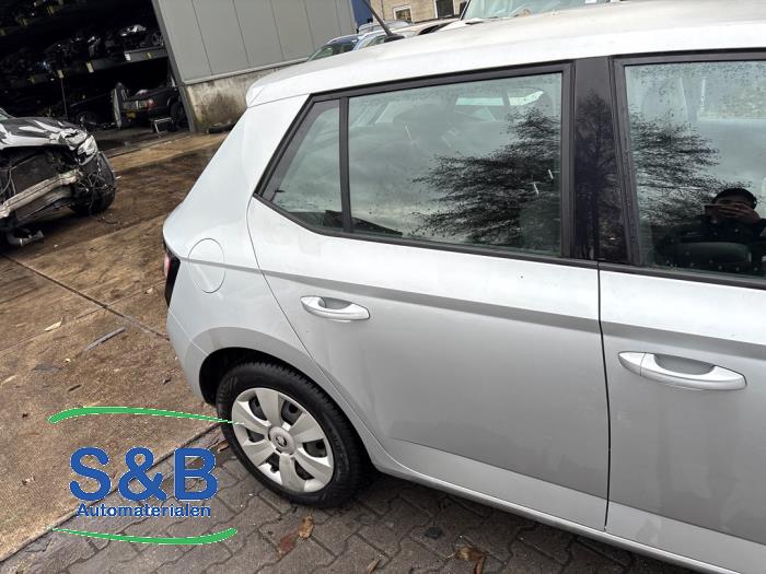 Skoda Fabia III 1.0 12V Skrotfordon (2017, GRIJS)