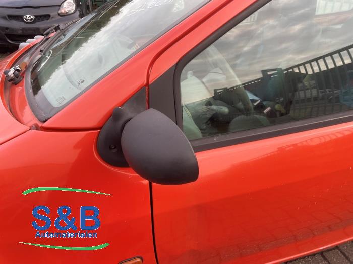 Renault Twingo 1.2 Skrotfordon (1999, ORANJE)