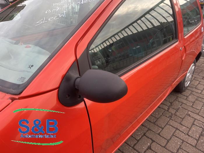 Renault Twingo 1.2 Skrotfordon (1999, ORANJE)