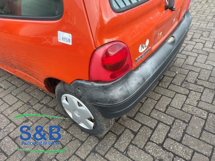 Renault Twingo 1.2 Skrotfordon (1999, ORANJE)