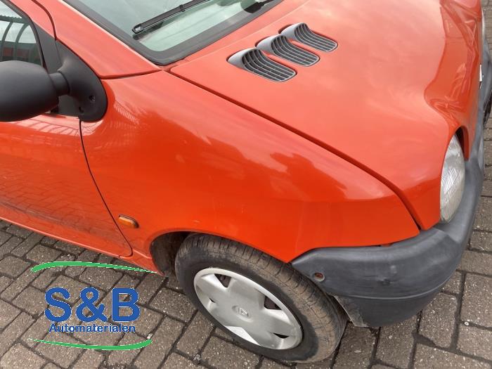 Renault Twingo 1.2 Skrotfordon (1999, ORANJE)
