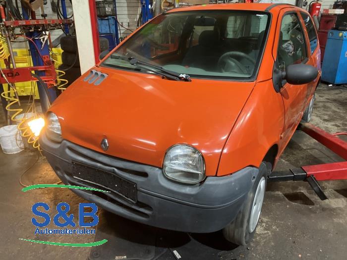 Renault Twingo 1.2 Skrotfordon (1999, ORANJE)