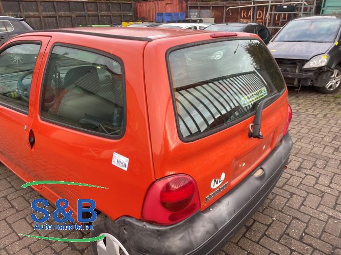 Renault Twingo 1.2 Skrotfordon (1999, ORANJE)