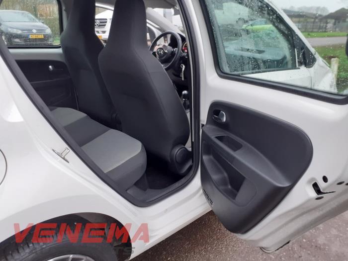 Volkswagen Up! 1.0 12V 75 Sloopvoertuig (2014, Metallic, Wit)