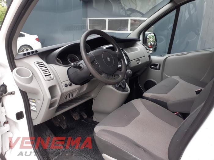 Renault Trafic New 2.0 dCi 16V 90 Skrotfordon (2012, WIT)