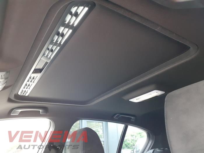 BMW 1 serie 120d TwinPower Turbo 2.0 16V Samochód złomowany (2017, Bialy)