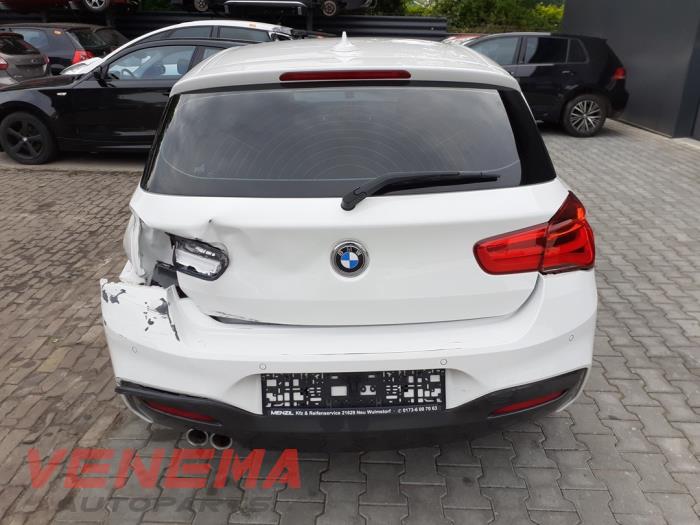 BMW 1 serie 120d TwinPower Turbo 2.0 16V Samochód złomowany (2017, Bialy)