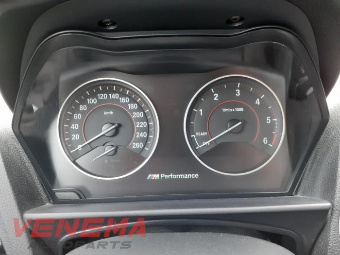 BMW 1 serie 120d TwinPower Turbo 2.0 16V Samochód złomowany (2017, Bialy)