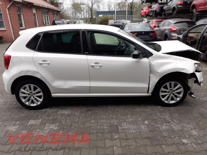 Volkswagen Polo V 1.2 TDI 12V BlueMotion Skrotfordon (2012, WIT)