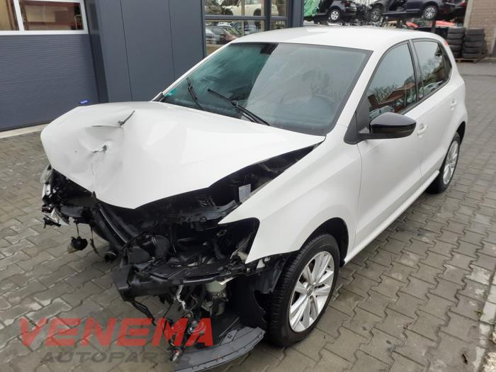 Volkswagen Polo V 1.2 TDI 12V BlueMotion Skrotfordon (2012, WIT)