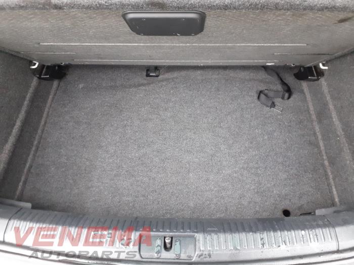 Volkswagen Polo V 1.2 TDI 12V BlueMotion Skrotfordon (2012, WIT)