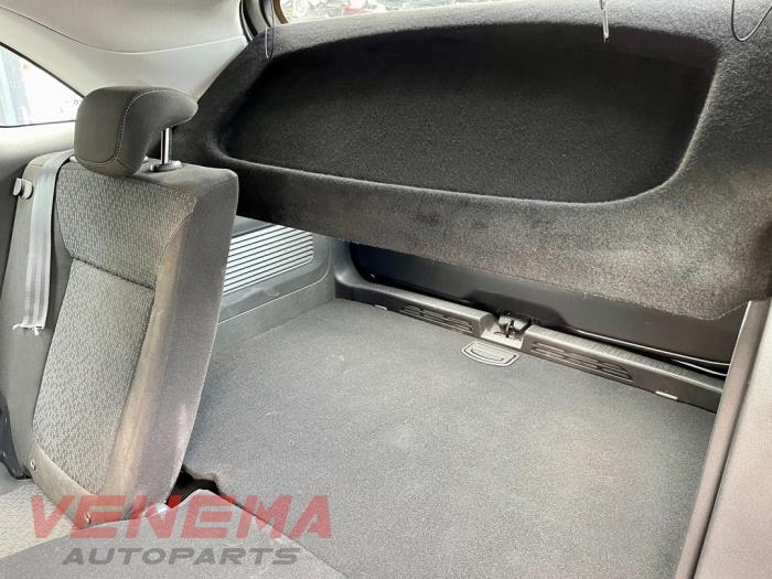 Opel Crossland 1.2 Turbo 12V Sloopvoertuig (2020, Metallic, Donker, Zilvergrijs)