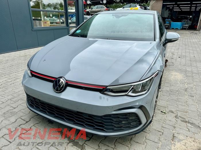 Volkswagen Golf VIII 1.0 eTSI 12V Skrotfordon (2022, GRIJS)