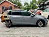 Volkswagen Golf VIII 1.0 eTSI 12V Skrotfordon (2022, GRIJS)