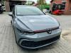 Volkswagen Golf VIII 1.0 eTSI 12V Skrotfordon (2022, GRIJS)