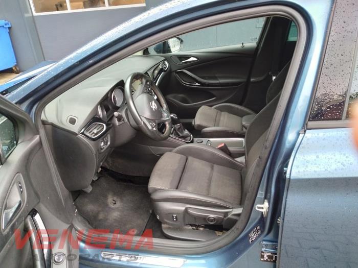 Opel Astra K Sports Tourer 1.6 BiTurbo CDTI 16V Sloopvoertuig (2017, Metallic, Blauw)