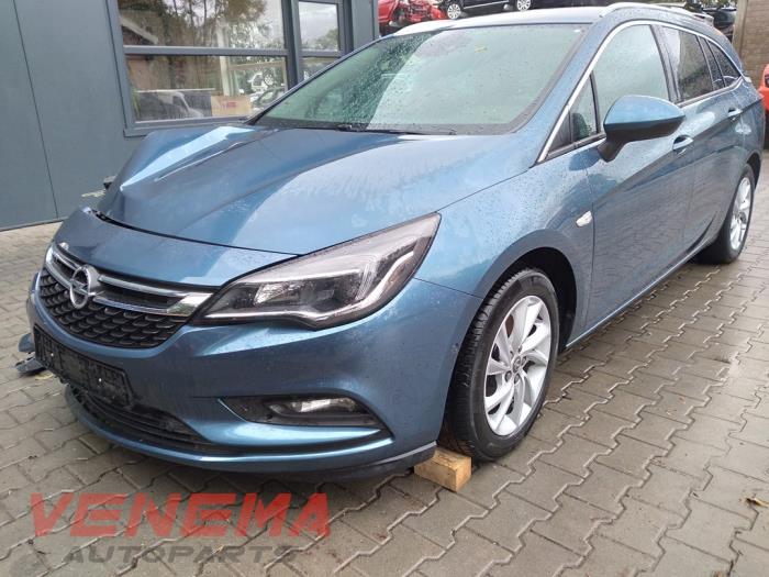 Opel Astra K Sports Tourer 1.6 BiTurbo CDTI 16V Sloopvoertuig (2017, Metallic, Blauw)