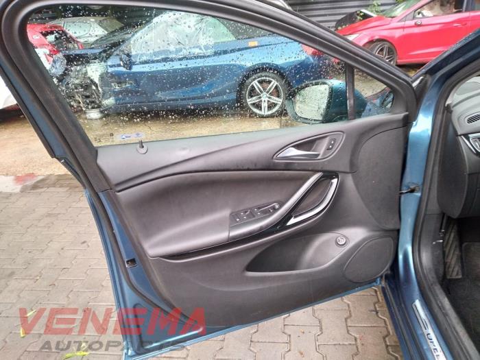 Opel Astra K Sports Tourer 1.6 BiTurbo CDTI 16V Sloopvoertuig (2017, Metallic, Blauw)