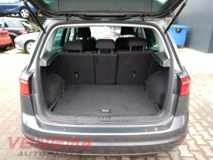 Volkswagen Golf Sportsvan 1.2 TSI 16V BlueMOTION Skrotfordon (2017, GRIJS)