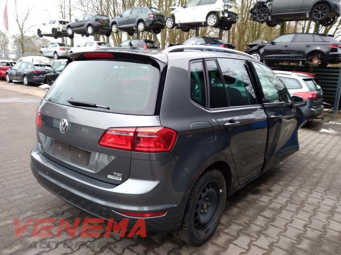 Volkswagen Golf Sportsvan 1.2 TSI 16V BlueMOTION Skrotfordon (2017, GRIJS)