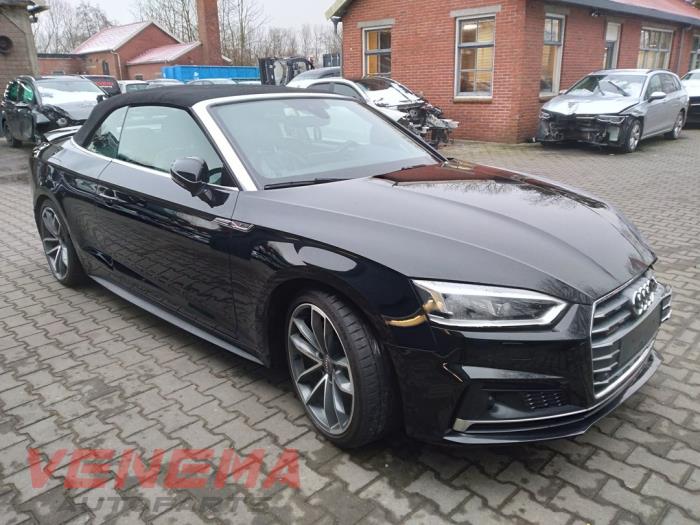 Audi A5 Cabrio 3.0 TDI V6 24V Quattro Skrotfordon (2017, ZWART)