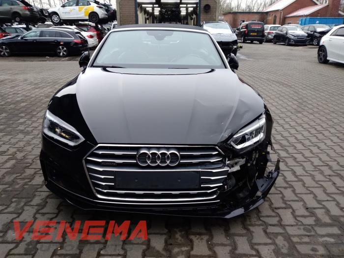 Audi A5 Cabrio 3.0 TDI V6 24V Quattro Skrotfordon (2017, ZWART)