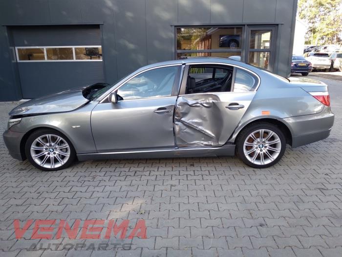 BMW 5 serie 550i 32V Sloopvoertuig (2008, Grijs)