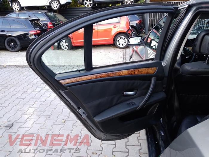 BMW 5 serie 550i 32V Sloopvoertuig (2008, Grijs)