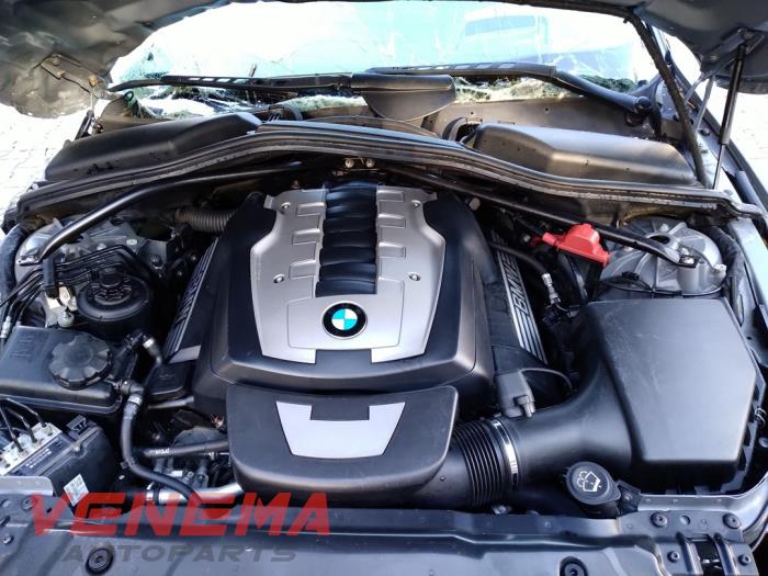 BMW 5 serie 550i 32V Sloopvoertuig (2008, Grijs)