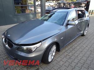 BMW 5 serie 550i 32V  (Skrot)