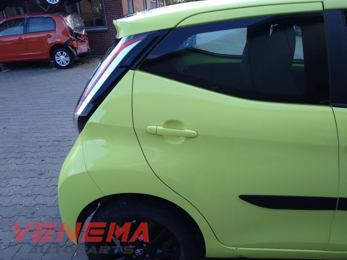 Toyota Aygo 1.0 12V VVT-i Sloopvoertuig (2017, Geel)